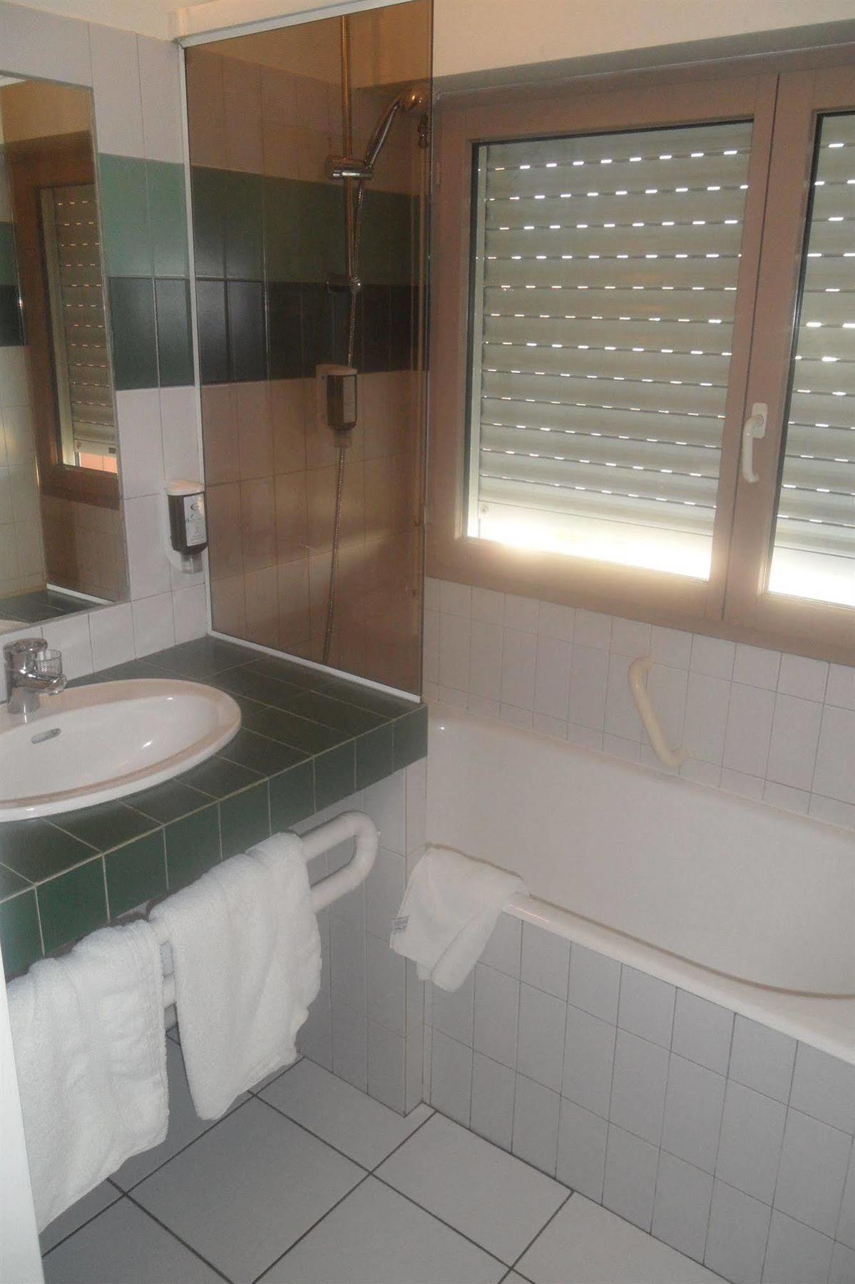 Abor Hotel, Mont De Marsan Saint-Pierre-du-Mont  Ngoại thất bức ảnh